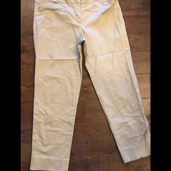 Jones New York Capri Pants - Picture 2 of 9